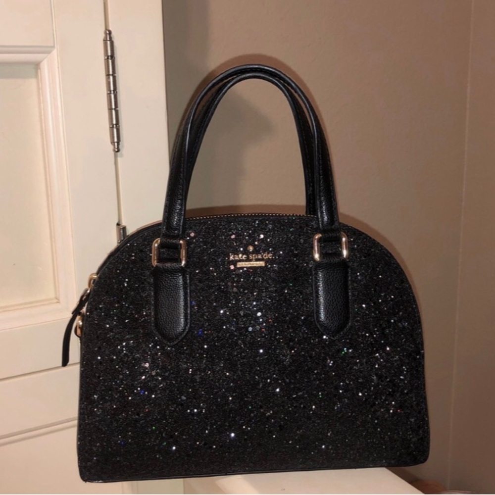 Kate spade Glitter Black Mini Reilly Bag! Send an offer!🖤